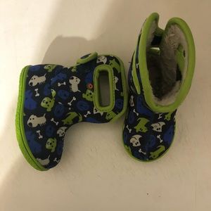 Baby boy bogs size 4 excellent condition